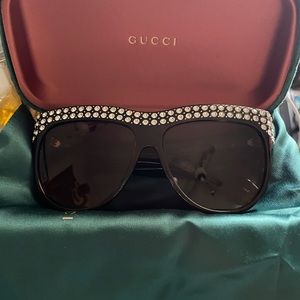 Gucci Sunglasses Womens